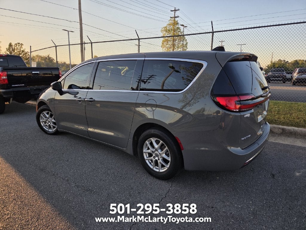 2023 Chrysler Pacifica Touring L