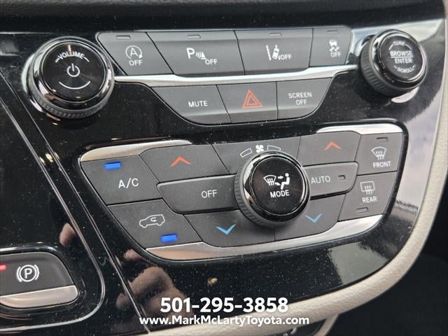2021 Chrysler Pacifica Touring