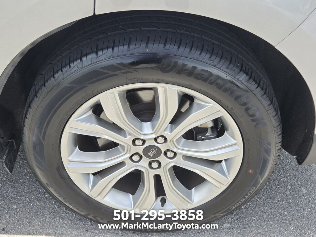 2024 Ford Edge Titanium