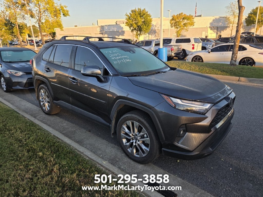 2025 Toyota RAV4 XLE Premium