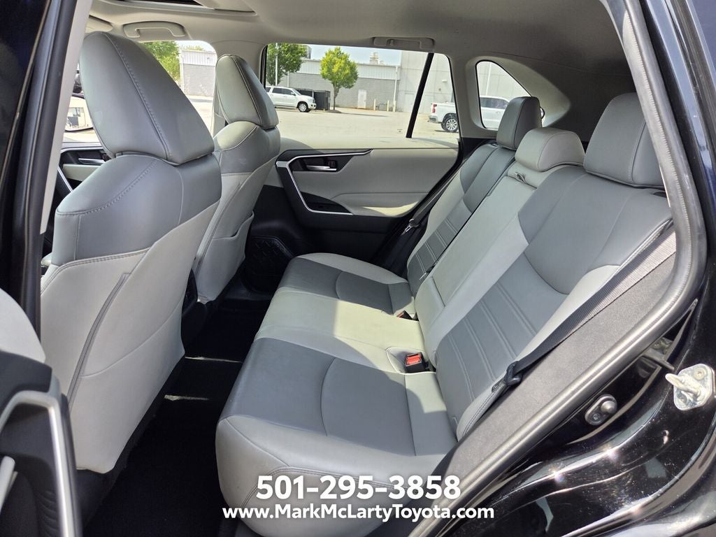 2021 Toyota RAV4 XLE Premium