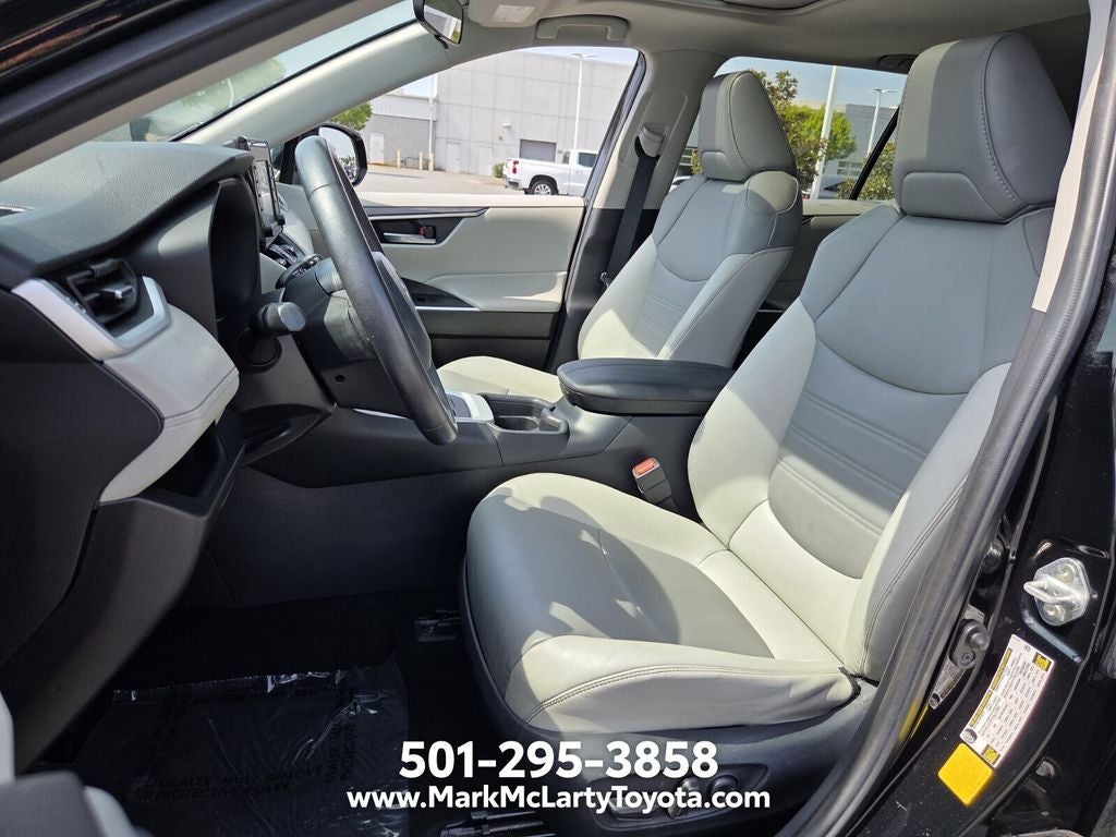 2021 Toyota RAV4 XLE Premium