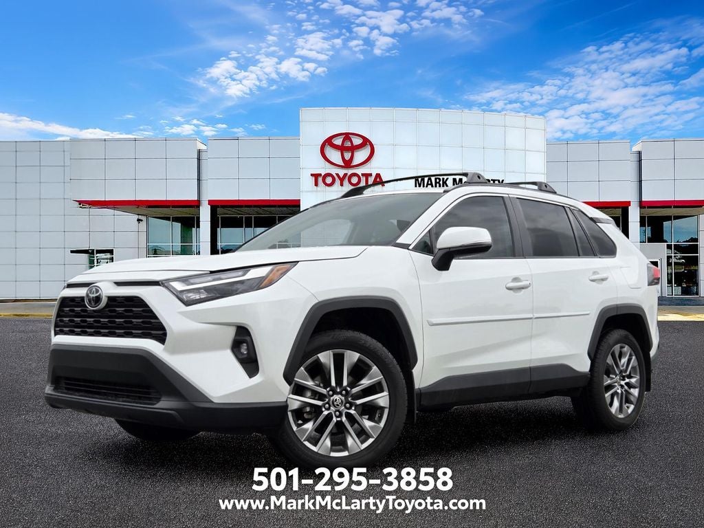 2025 Toyota RAV4 XLE Premium