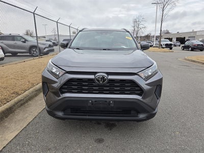 2020 Toyota RAV4 LE