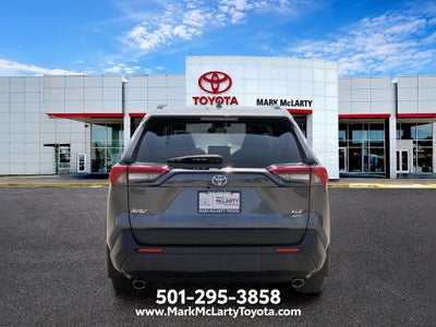 2022 Toyota RAV4 XLE