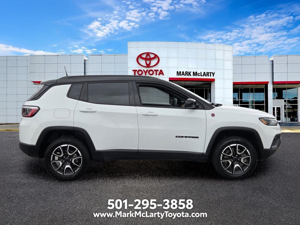 2025 Jeep Compass Trailhawk