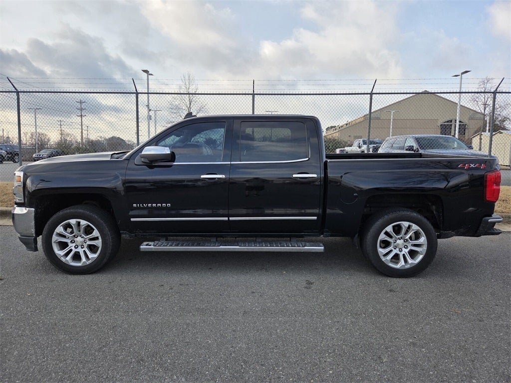 Used 2018 Chevrolet Silverado 1500 LTZ with VIN 3GCUKSER8JG201141 for sale in Little Rock