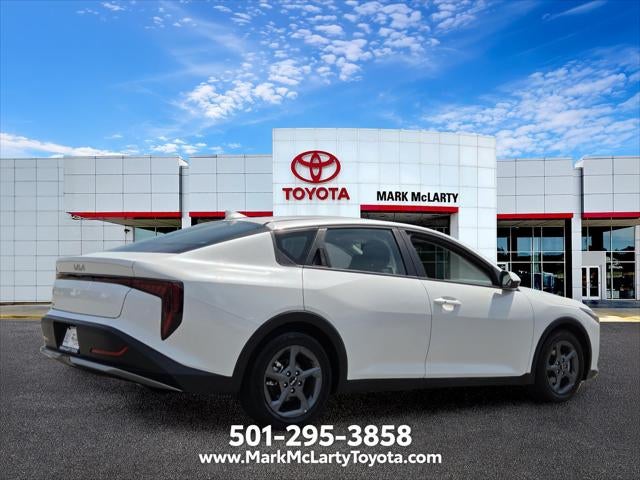 2025 Kia K4 LXS - Photo 28