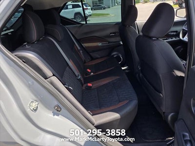 2021 Nissan Kicks SR