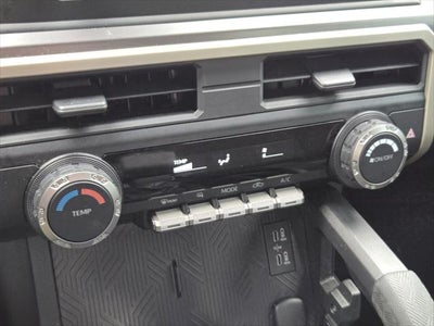 2025 Toyota TACOMA SR5 SR5