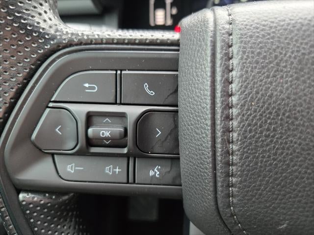 2025 Toyota TACOMA SR5 SR5