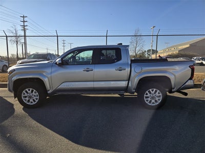 2025 Toyota TACOMA SR5 SR5