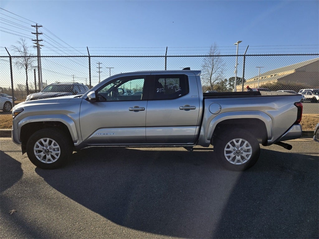 2025 Toyota TACOMA SR5 SR5