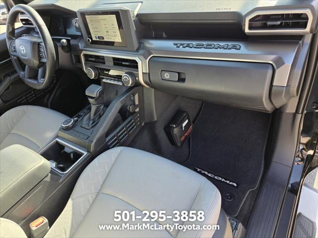 2025 Toyota TACOMA SR5 SR5