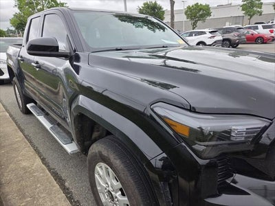 2025 Toyota TACOMA SR5 SR5