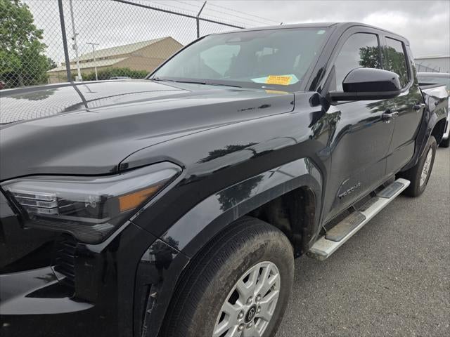 2025 Toyota TACOMA SR5 SR5