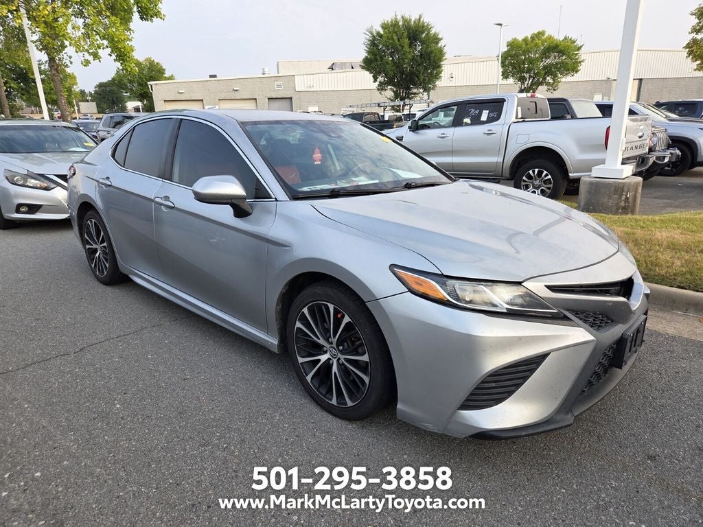 2019 Toyota Camry SE