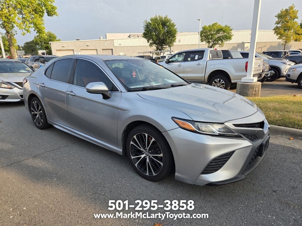 2019 Toyota Camry SE