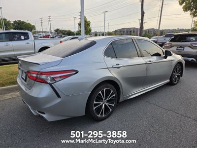 2019 Toyota Camry SE