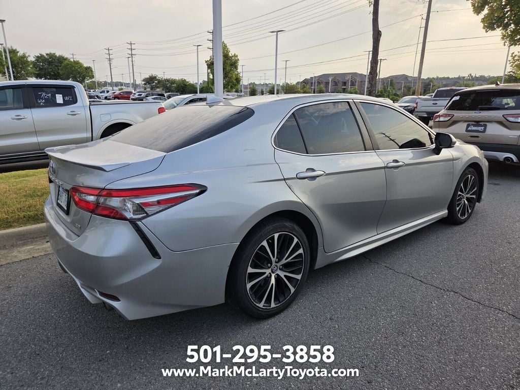 2019 Toyota Camry SE