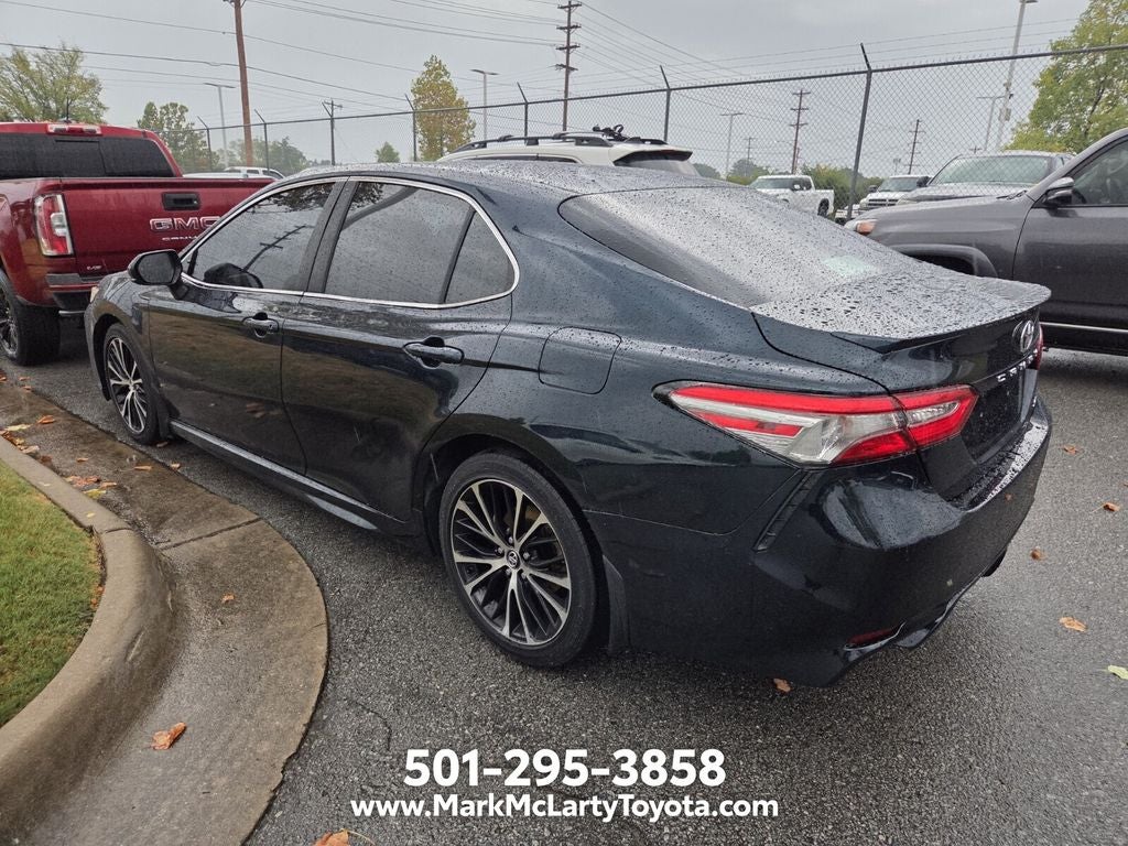 2018 Toyota Camry SE