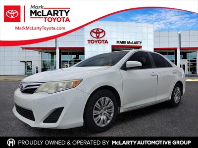 2014 Toyota CAMRY LE