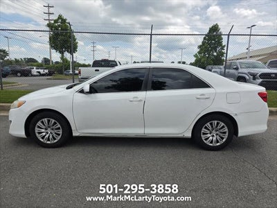 2014 Toyota CAMRY LE
