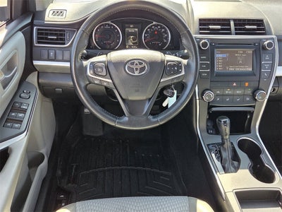 2015 Toyota CAMRY SE