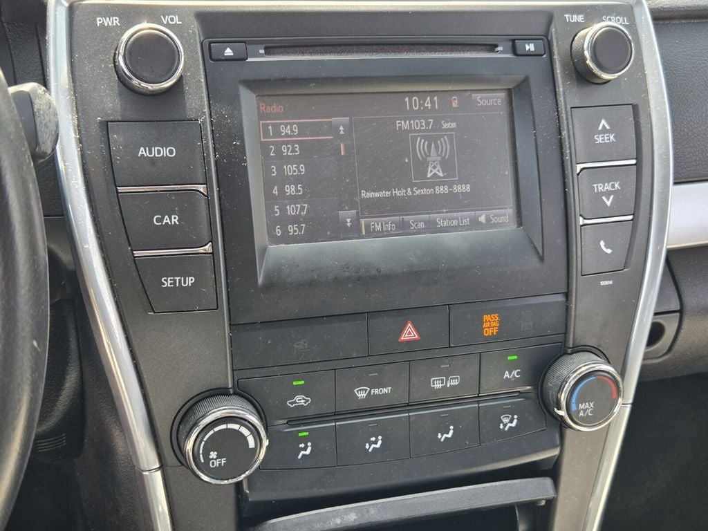 2017 Toyota CAMRY SE