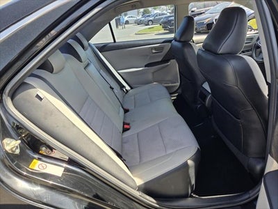 2017 Toyota CAMRY SE