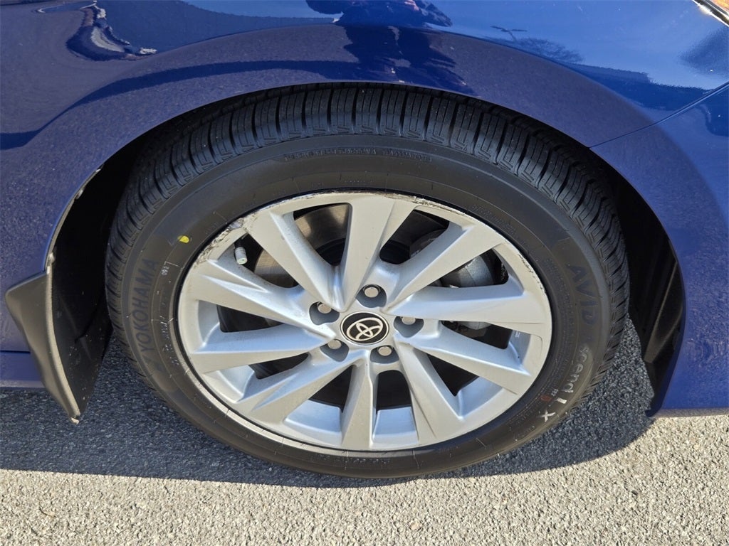 2023 Toyota CAMRY LE