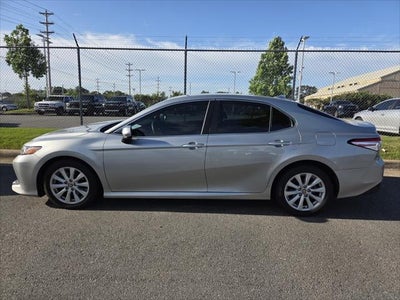 2020 Toyota CAMRY LE
