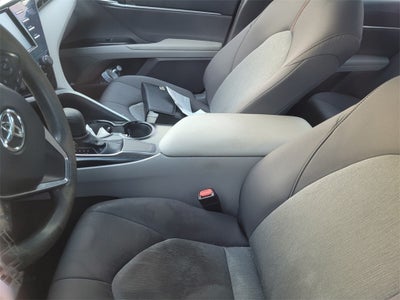 2020 Toyota CAMRY LE