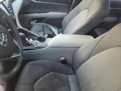 2020 Toyota CAMRY LE