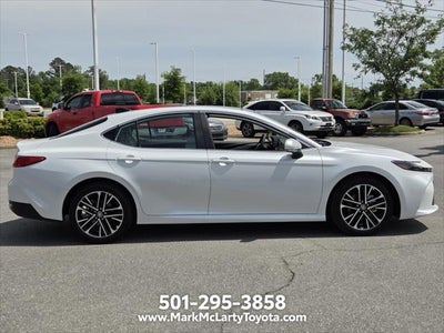 2026 Toyota CAMRY XLE