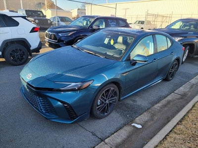 2025 Toyota CAMRY XSE