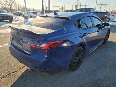 2025 Toyota CAMRY SE