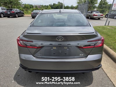 2025 Toyota Camry SE