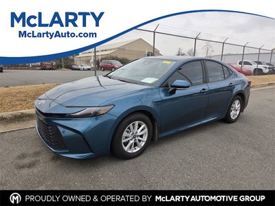2025 Toyota CAMRY LE