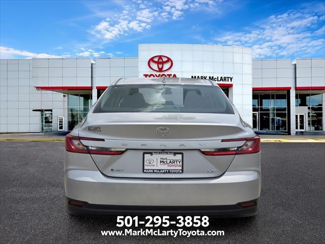 2025 Toyota Camry LE - Photo 14