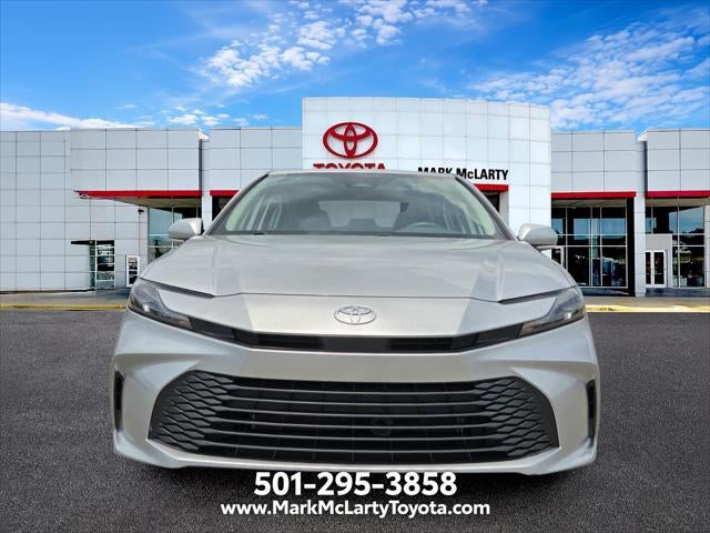 2025 Toyota Camry LE - Photo 18