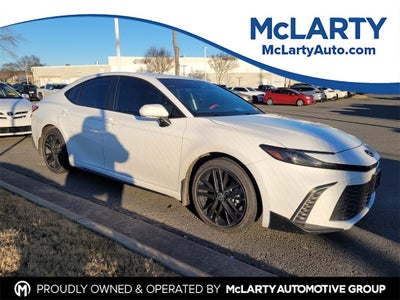 2025 Toyota CAMRY SE