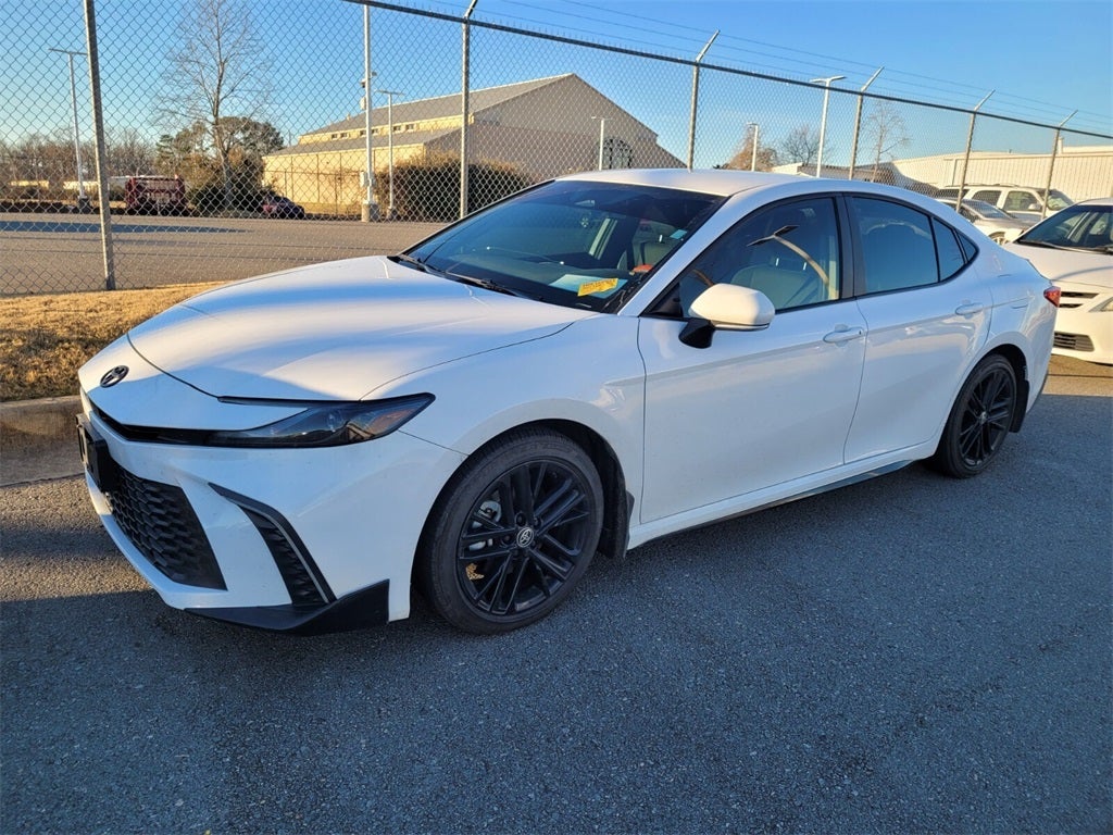 2025 Toyota CAMRY SE