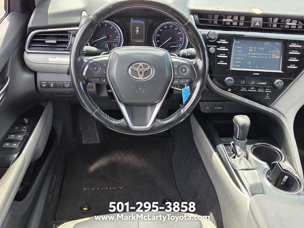 2020 Toyota CAMRY SE