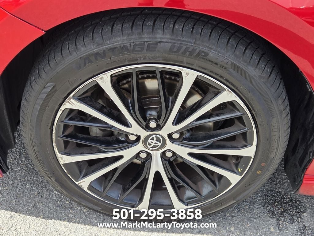 2020 Toyota CAMRY SE