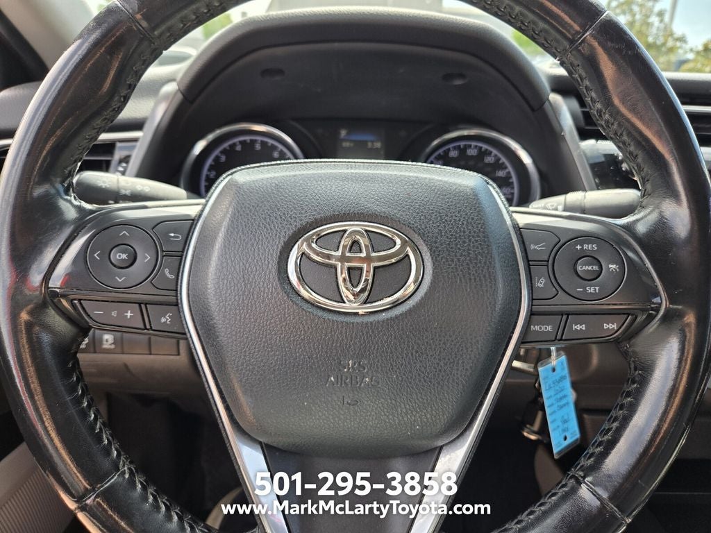 2020 Toyota CAMRY SE