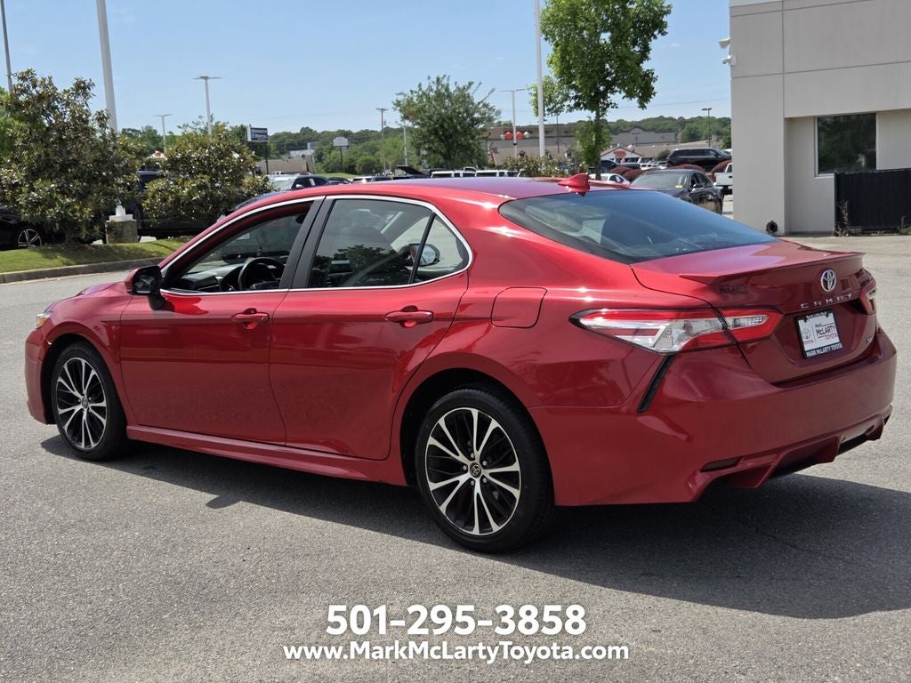 2020 Toyota CAMRY SE