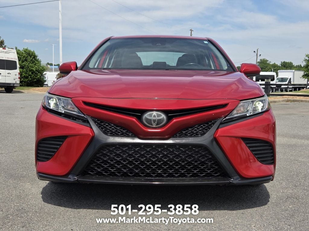 2020 Toyota CAMRY SE