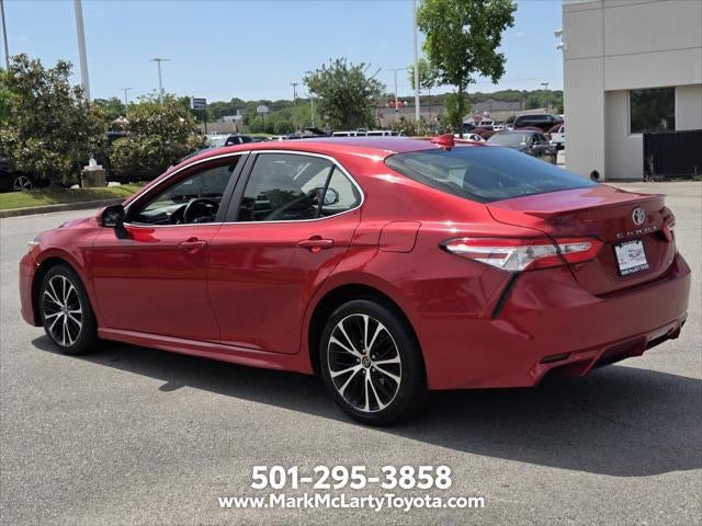 2020 Toyota CAMRY SE