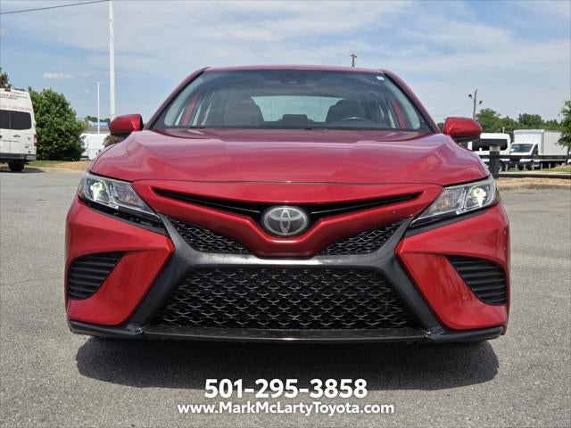 2020 Toyota CAMRY SE